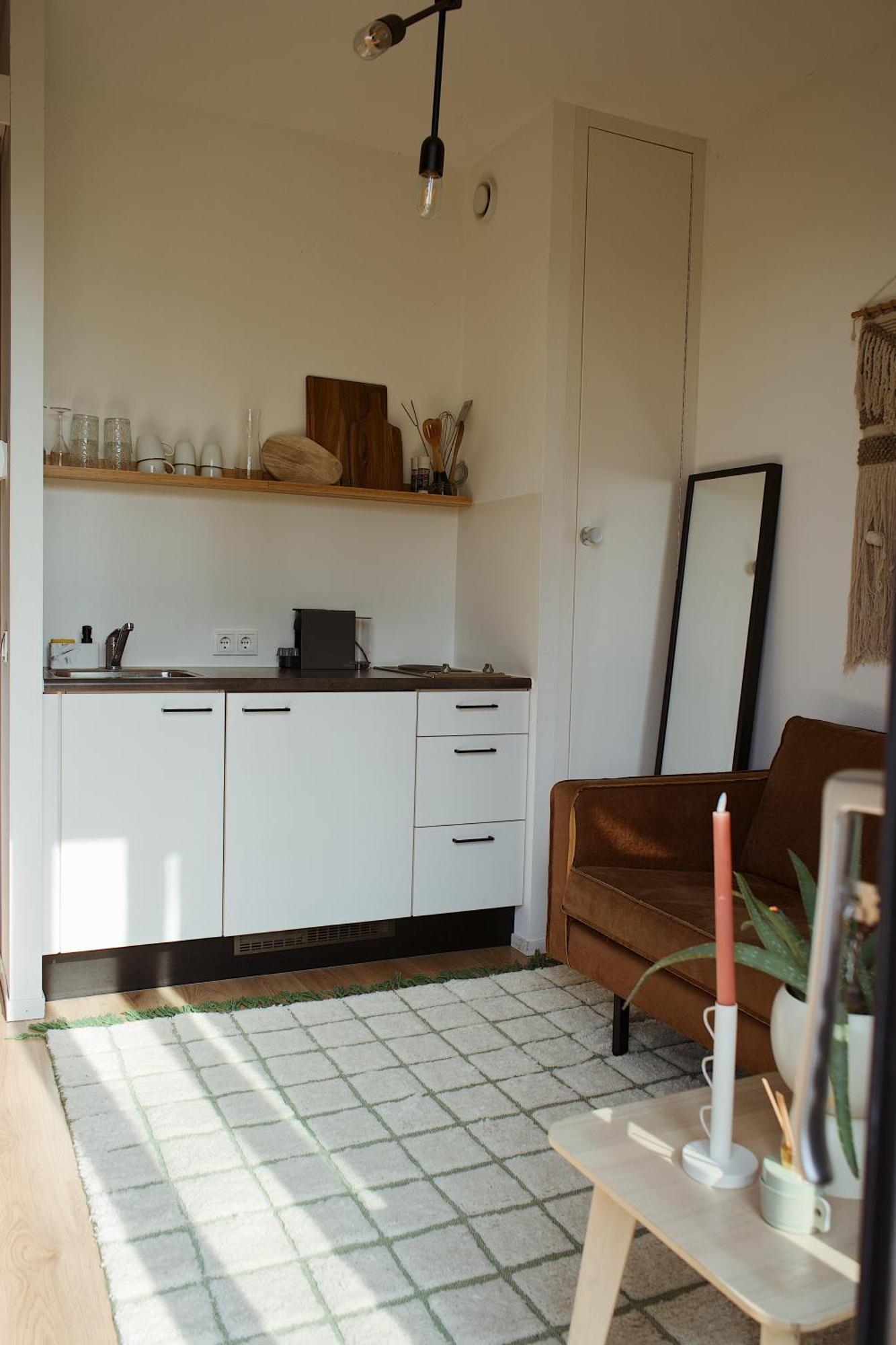 Villa Modern Tiny House Op Rustig Watersportpark Elahuizen Exterior foto